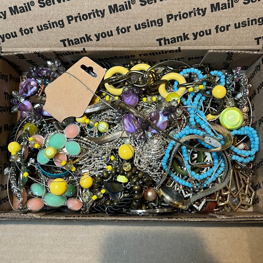 3 Lbs Craft Jewelry Lot Broken Repair Repurpose Wearable Harvest Resell - Picture 3 of 7
